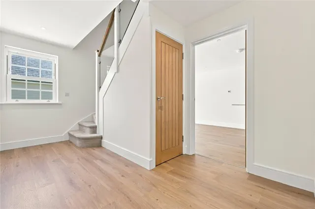 with 3 bedrooms in South End, Much Hadham, SG10, photo 2