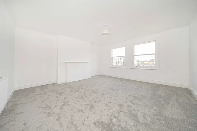 Church Grove, Hampton Wick, KT1, photo 3