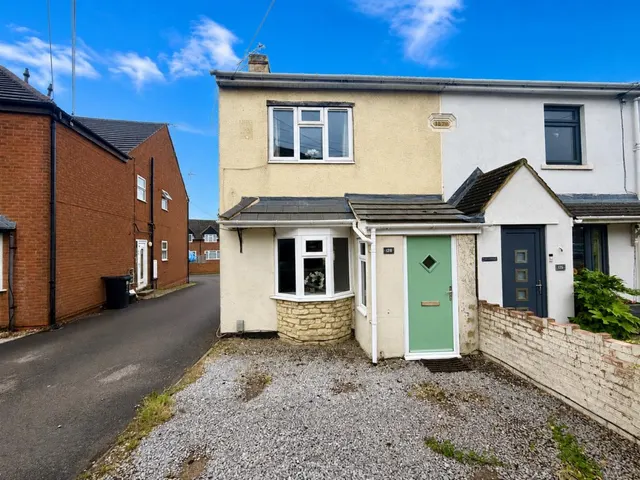 Beechcroft Road, Swindon, photo 1