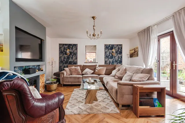 Wroxham Close, Helsby, WA6, photo 2