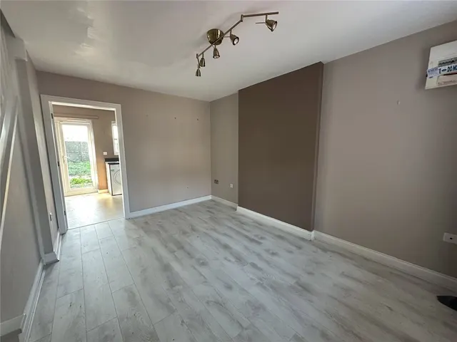 Photo 3 — Spring Close, Kirkby-in-Ashfield, Nottingham, Nottinghamshire, NG17