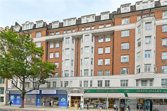 Kensington High Street, Kensington, London, W14, photo 1