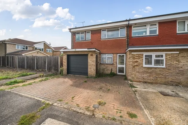 Chantry Lane, London Colney, AL2, photo 1
