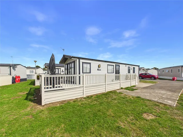 Felixstowe, IP11, photo 1