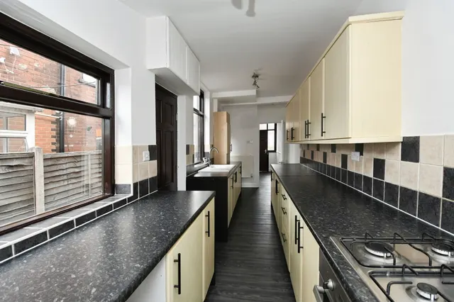 Photo 3 — King Edward Street, SCUNTHORPE