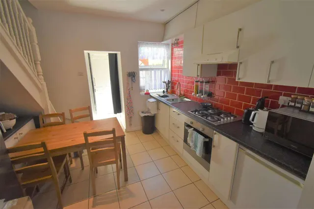 Marriott Road, Dartford, DA1, photo 2