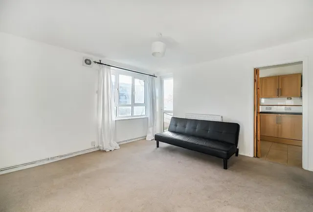 Leigham Court Road, SW16 3QU, photo 1