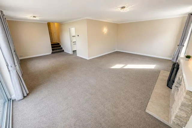 Photo 2 — Hillside Drive, Grantham