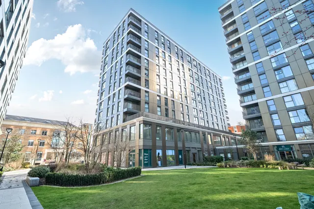 Eden Grove, Staines-Upon-Thames, TW18, photo 1