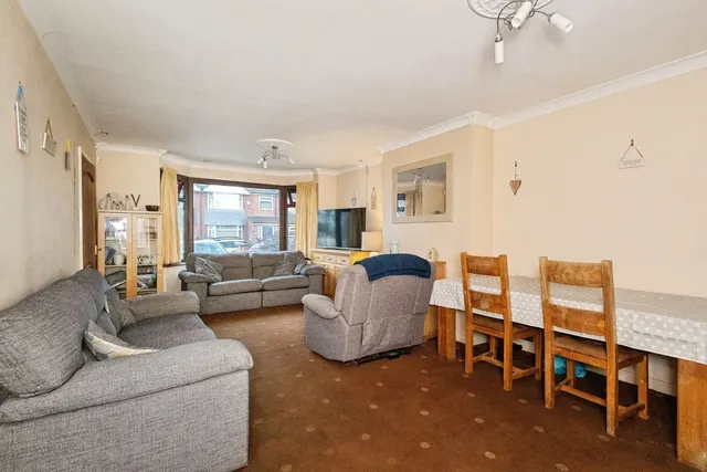 Photo 3 — Sholver Hill Close, Oldham, Greater Manchester, OL1