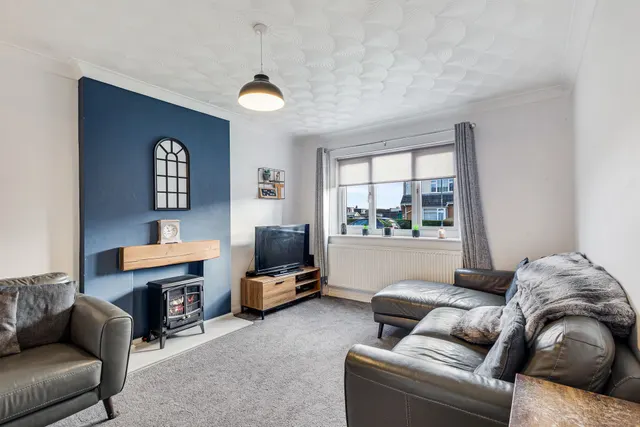 Photo 2 — 2b Hazelhurst Grove, Ashton-In-Makerfield, Wigan, Wigan, WN4 8RH