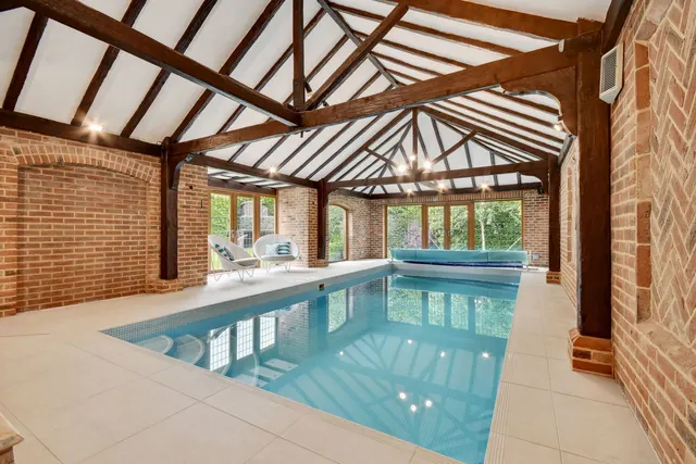 Challacombe Close, Hutton Mount, CM13, photo 2