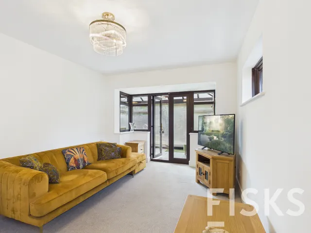 Gainsborough Avenue, Canvey Island, SS8, photo 3