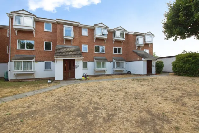 Braithwaite Avenue, Romford, RM7, photo 1