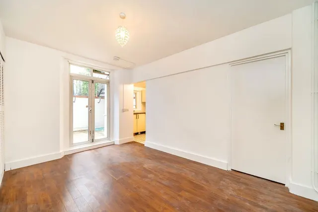Lothair Road, W5, photo 3