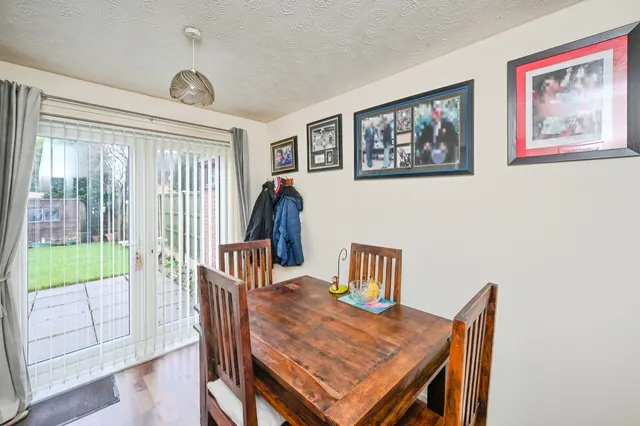 Gleneagles Drive, Kirkby-in-Ashfield, NG17, photo 3