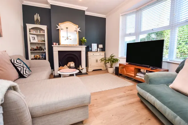Photo 2 — Queens Road, Farnborough, Hampshire, GU14 6JN