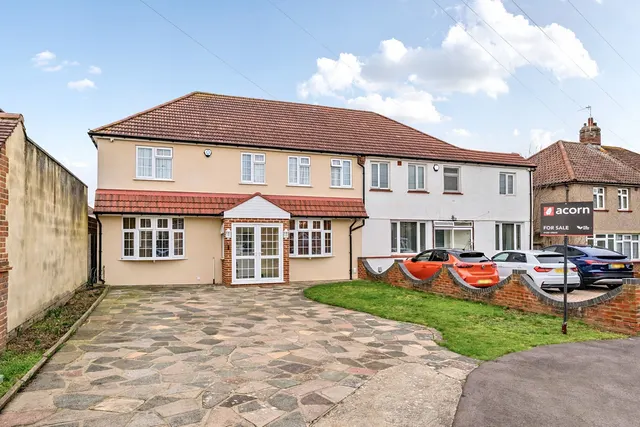 Bellring Close, DA17, photo 1