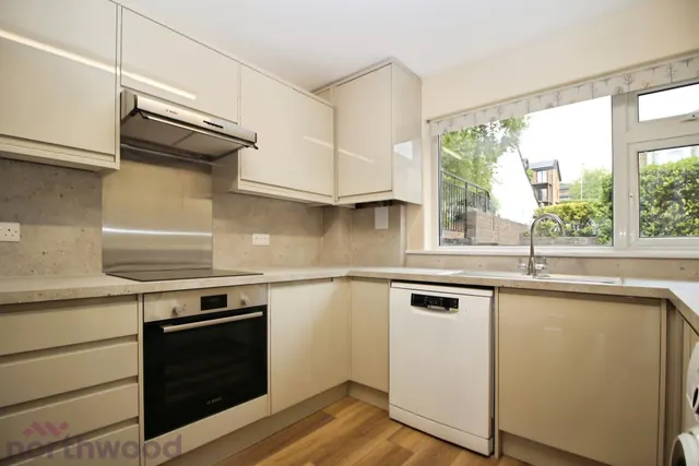Queens Road, High Wycombe, HP13, photo 2