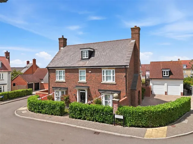Standen Avenue, South Woodham Ferrers, Chelmsford, Essex, CM3, photo 1