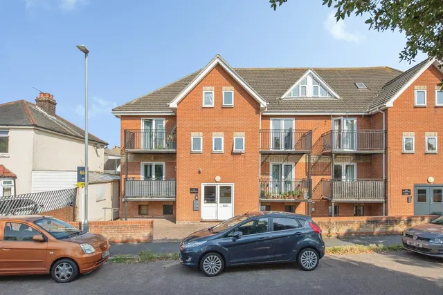 Stour Road, Harwich, Essex, CO12, photo 1