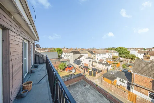 Photo 3 — Stour Road, Harwich, Essex, CO12