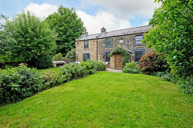 Carr Lane, Dronfield Woodhouse, photo 1