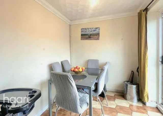 Grove Road, Houghton Regis, LU5, photo 3