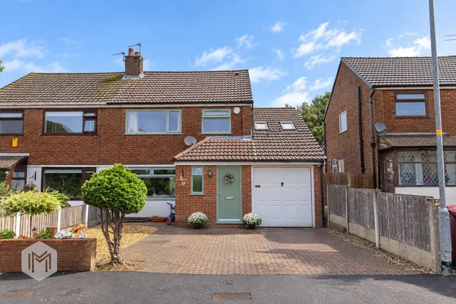 Bardsley Close, Bolton, BL2, photo 1