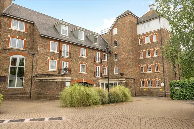 Mortley Close, Tonbridge, TN9, photo 1