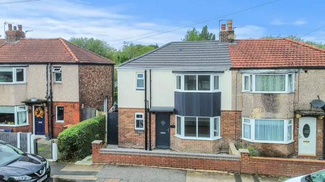 Leach Lane, Sutton Leach, WA9, photo 1