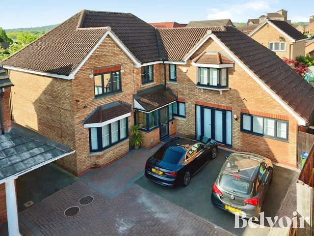 The Leasowes, Great Bridge, Tipton, DY4, photo 1