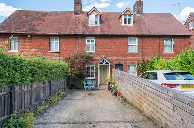 Camelsdale Road, Haslemere, GU27, photo 1