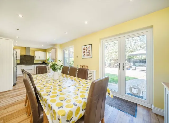 Photo 2 — Savile Close, Thames Ditton, KT7