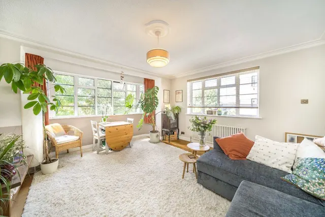 Leigham Court Road, SW16, photo 2