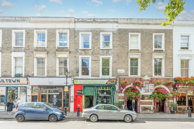 Photo 2 — 269a Portobello Road, London