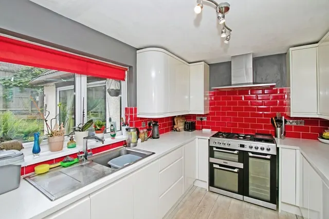 Vean Terrace, Camborne, TR14, photo 3