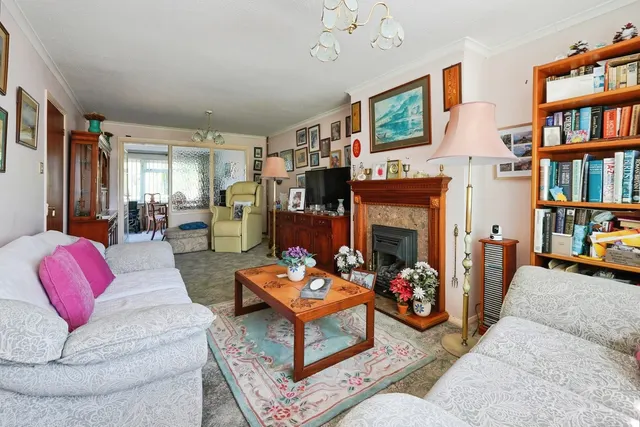 Photo 2 — Fairway Avenue, Folkestone, Kent, CT19