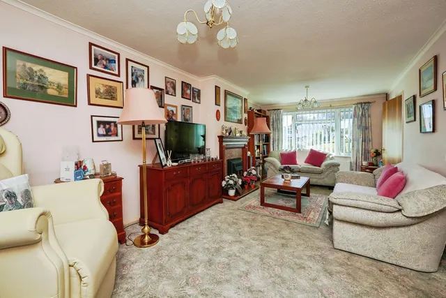Photo 3 — Fairway Avenue, Folkestone, Kent, CT19