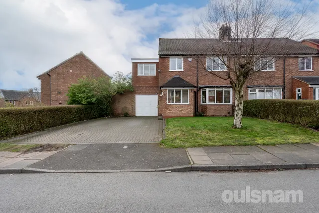 Wirral Road, Bournville Village Trust, Northfield, Birmingham, B31 1NX, photo 1
