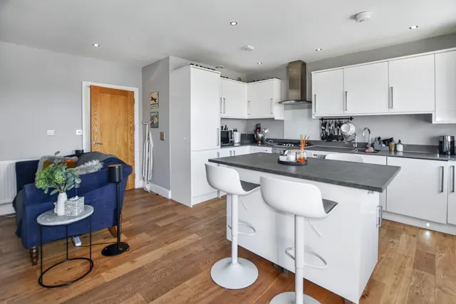 Upper Wickham Lane, Welling, photo 1