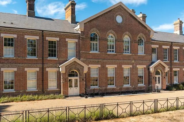 Le Cateau Road, Colchester, CO2, photo 1