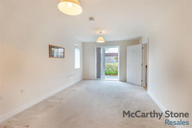 Westpole Avenue, Barnet, EN4, photo 2