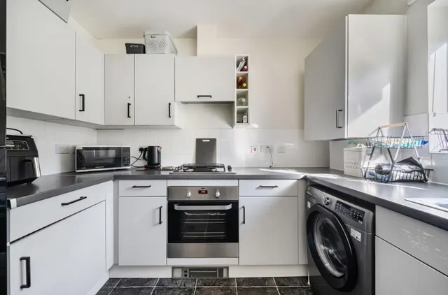Plymview Close, Plymouth, PL3, photo 2