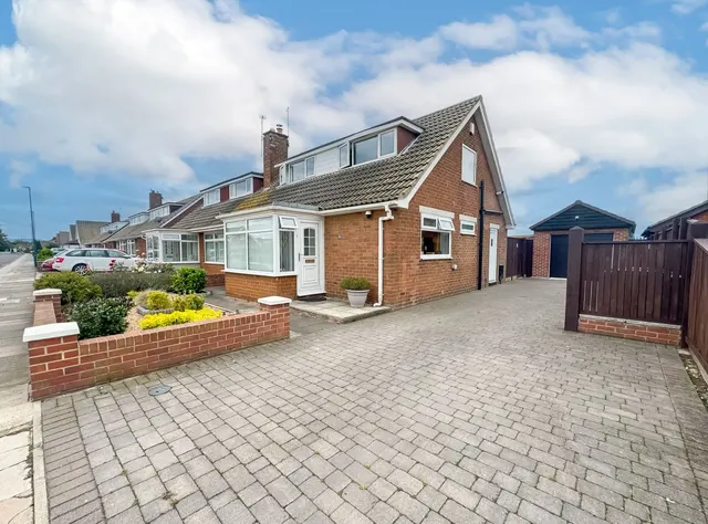 Ludlow Crescent, Redcar, TS10, photo 1