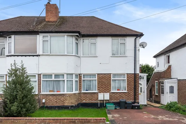 Barnesdale Crescent, Poverest, BR5, photo 1