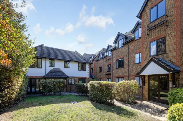 Marksbury Avenue, Kew, TW9, photo 1