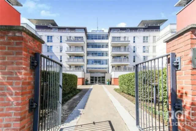 Watkin Road, Leicester, LE2, photo 1