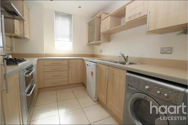 Watkin Road, Leicester, LE2, photo 3