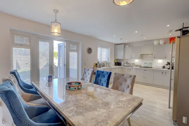 Furrow Drive, Princes Risborough, HP27, photo 1